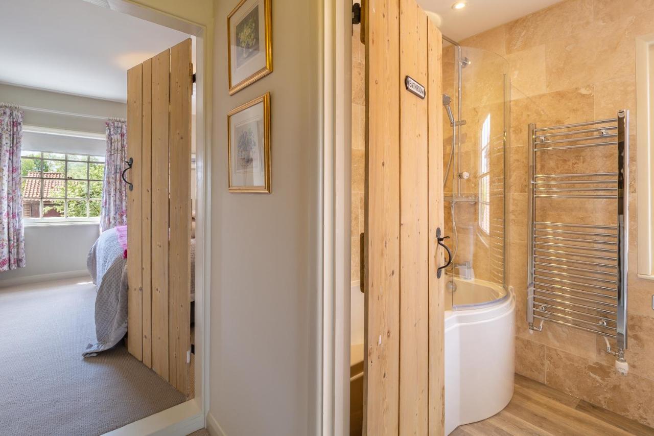 סטוק ביי ניילנד Immaculate Luxury Retreat In Pretty Village With Great Pubs - Box Valley Cottage מראה חיצוני תמונה